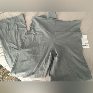 Athleta Elation Split Flare Leggings - Light Gray NWT